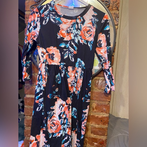 21KIDS Dresses - Picture 3 of 4